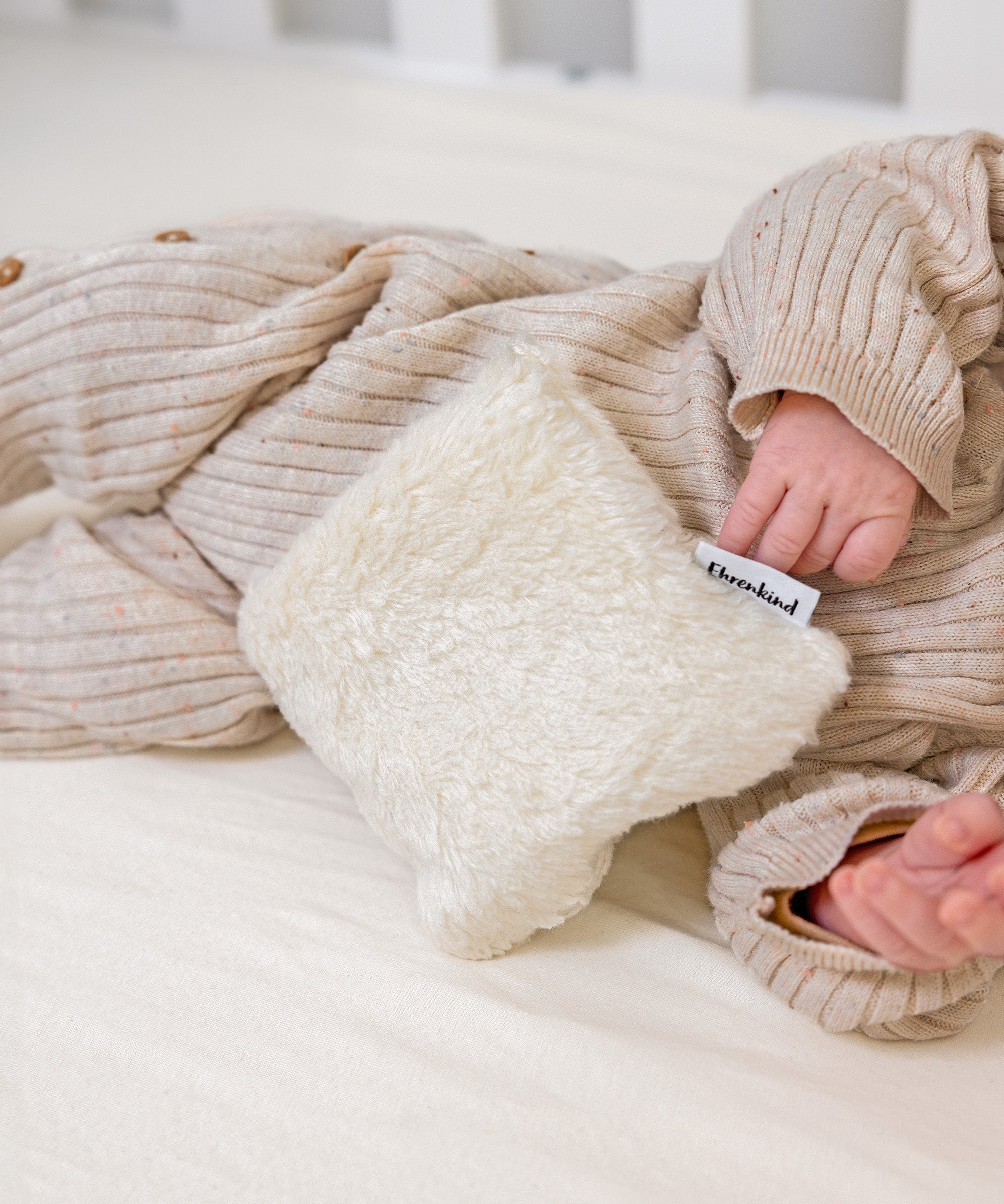 ehrenkind-w-rmekissen-quadratisch-kirschkern-teddy-stoff-aus-100-bio-baumwolle-w image 4