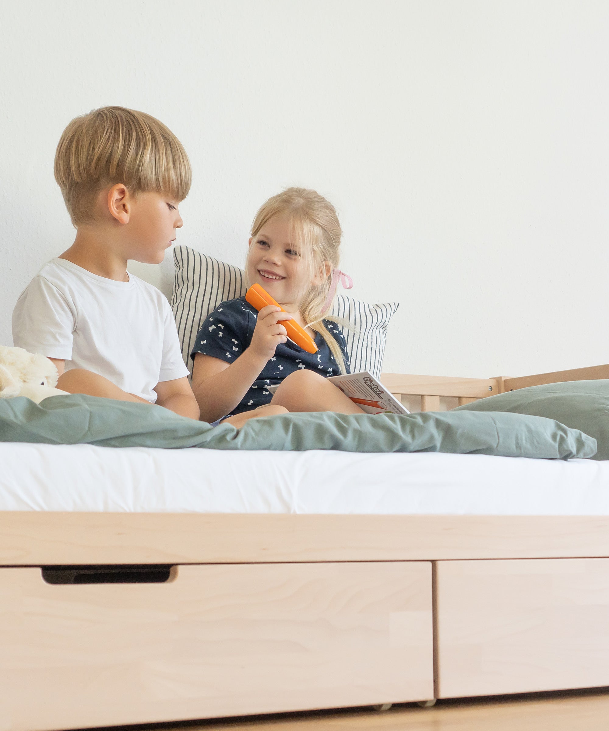 ehrenkind-kinderbett-livo-b-ware-buche-90-200-cm-teilvormontiert-speditionsversa image 7