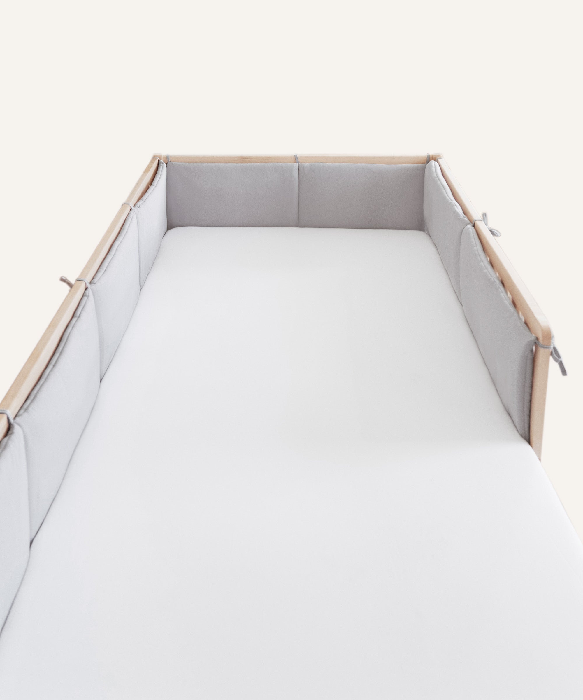 ehrenkind-bettumrandung-lille-f-r-kinderbett-b-ware image 1