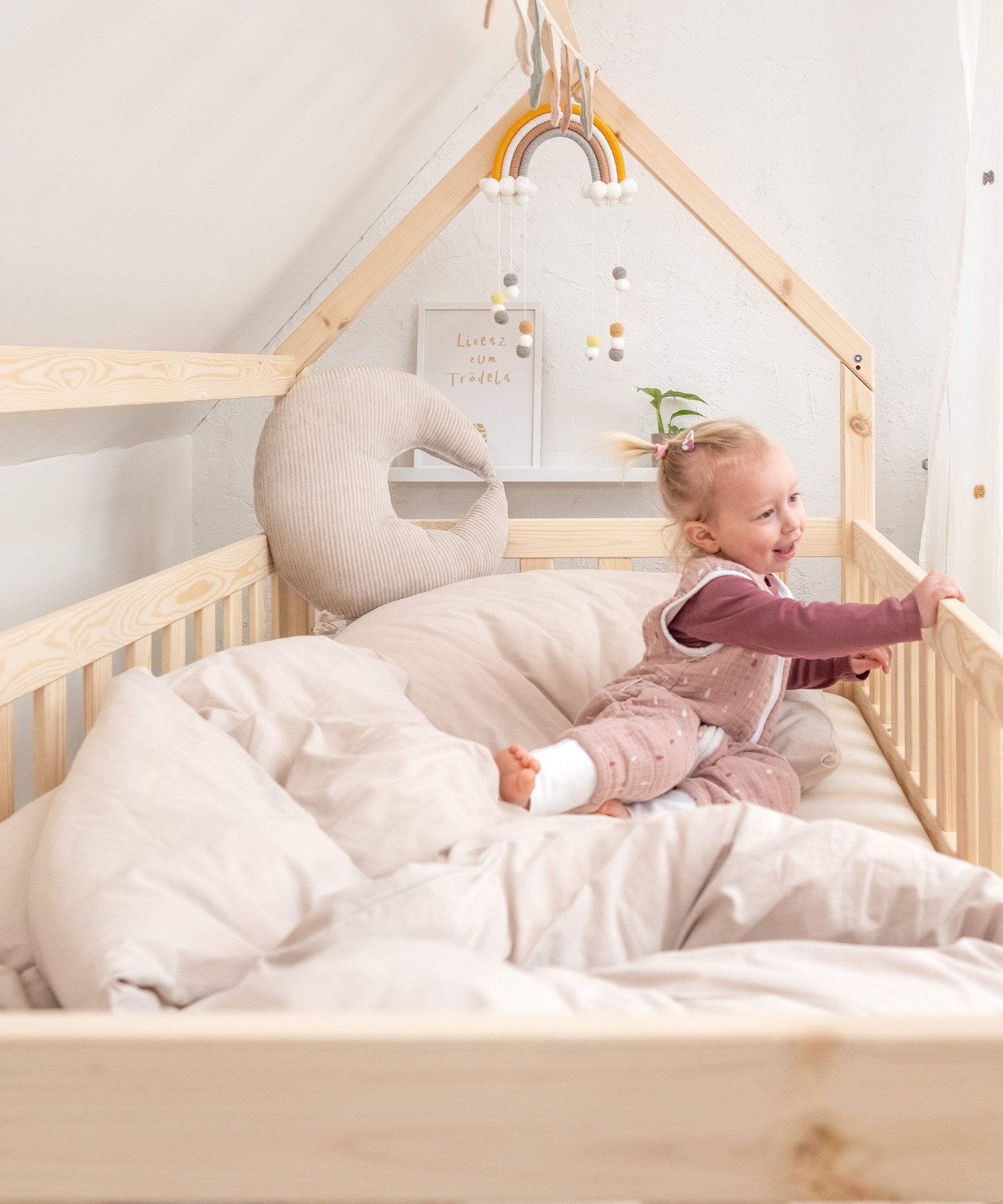 ehrenkind-hausbett-lille-b-ware-aus-kiefer-natur image 8