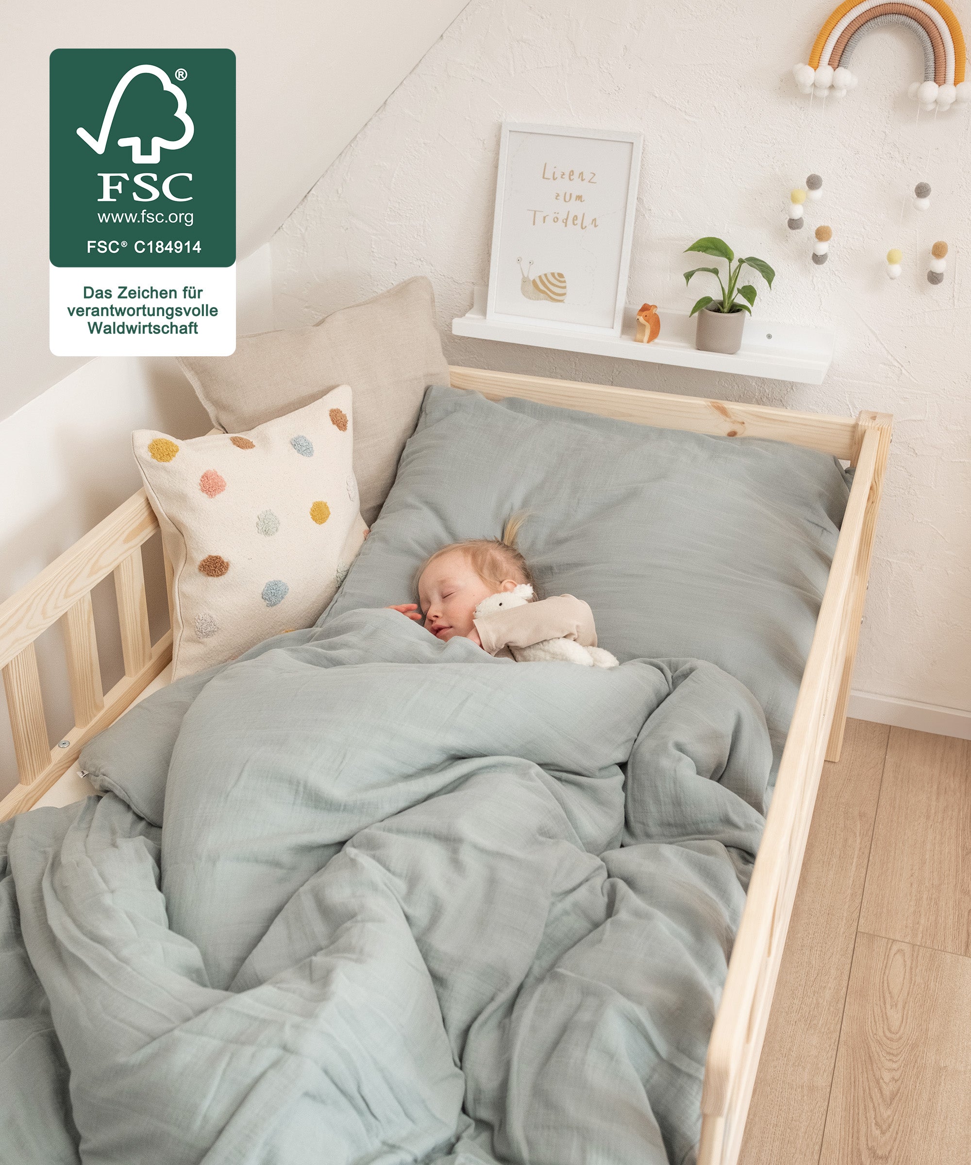 ehrenkind-kinderbett-lille-90-200-cm-aus-kiefer-natur-mit-rausfallschutz image 4