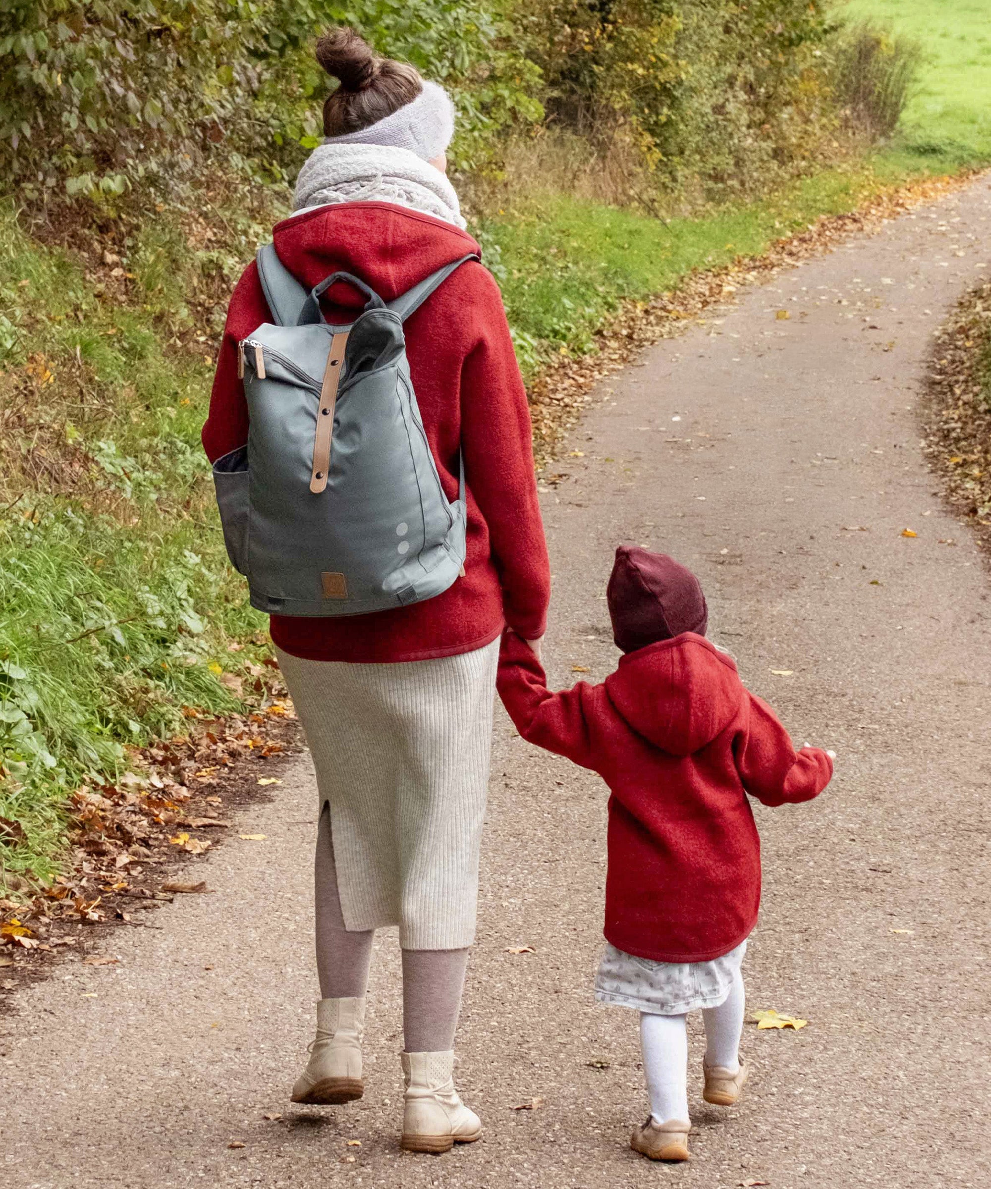 ehrenkind-damen-walkjacke-aus-merino-schurwolle-mit-kapuze-und-taschen image 4