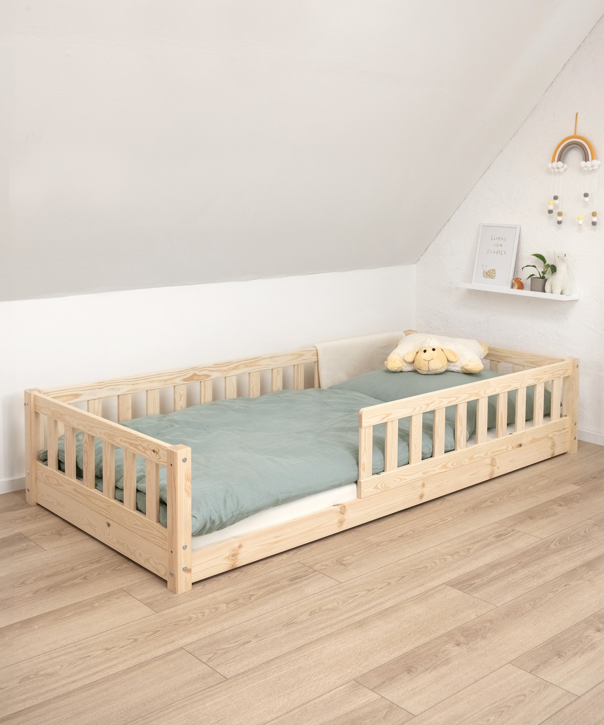 ehrenkind-bodenbett-lille-aus-massiver-kiefer-natur-inkl-rollrost-montessori-ins image 7