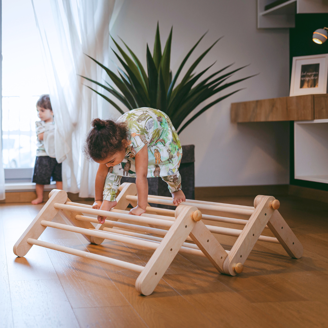 ette-tete-mopitri-modifizierbares-kletterdreieck-mit-4-segmenten-inspiriert-von- image 2