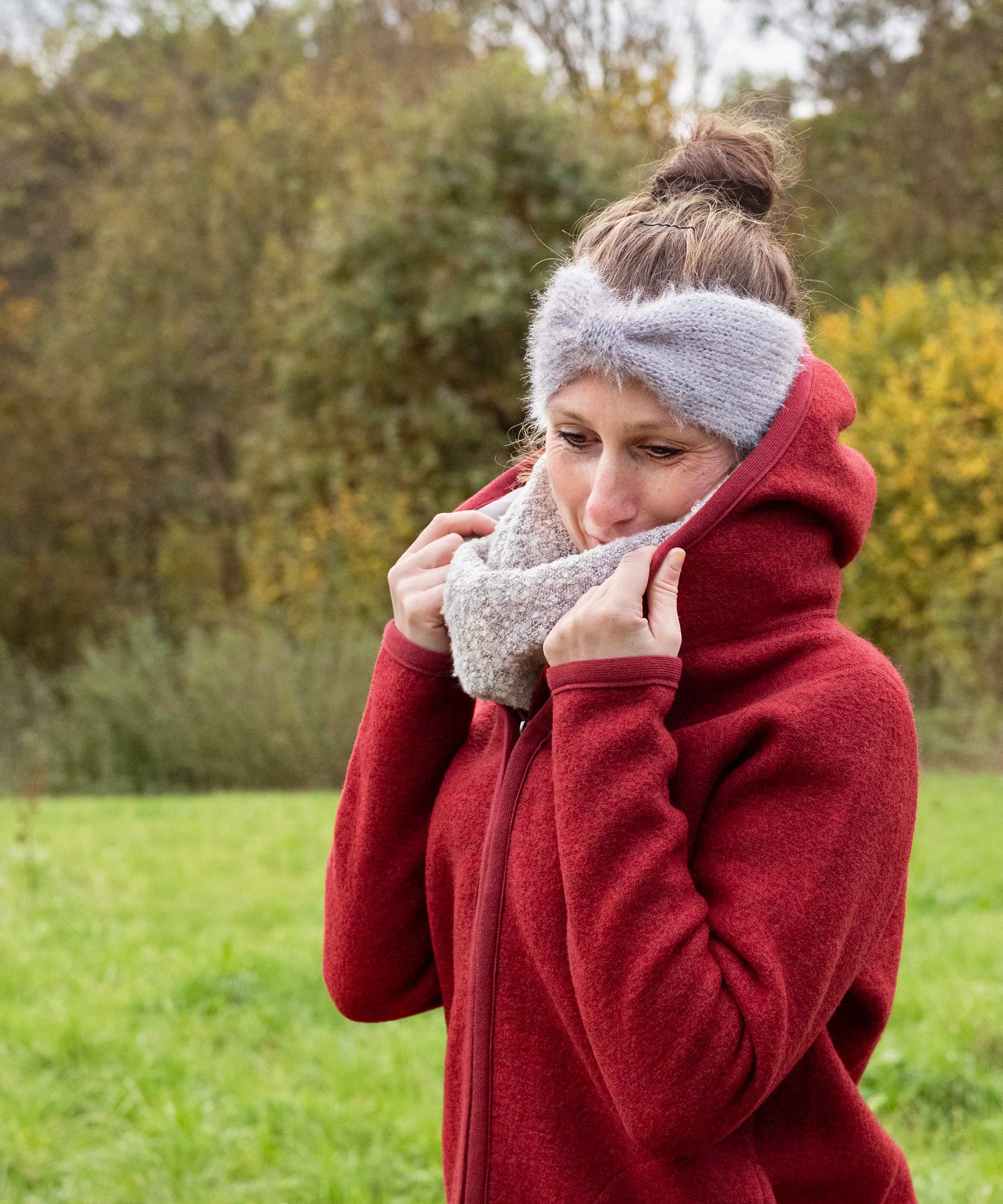 ehrenkind-damen-walkjacke-aus-merino-schurwolle-mit-kapuze-und-taschen image 6