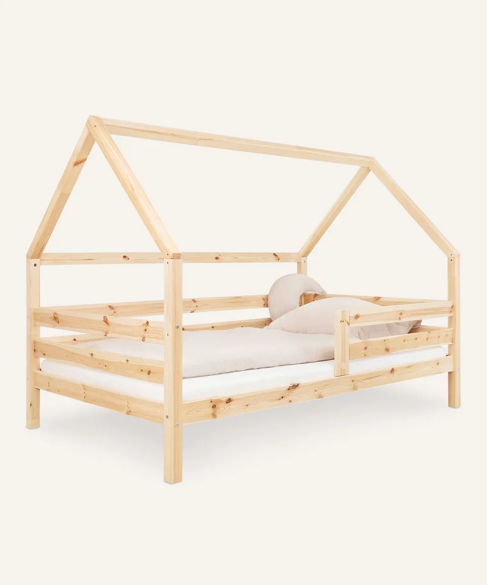 ehrenkind-hausbett-sona-b-ware-aus-kiefer-natur image 1