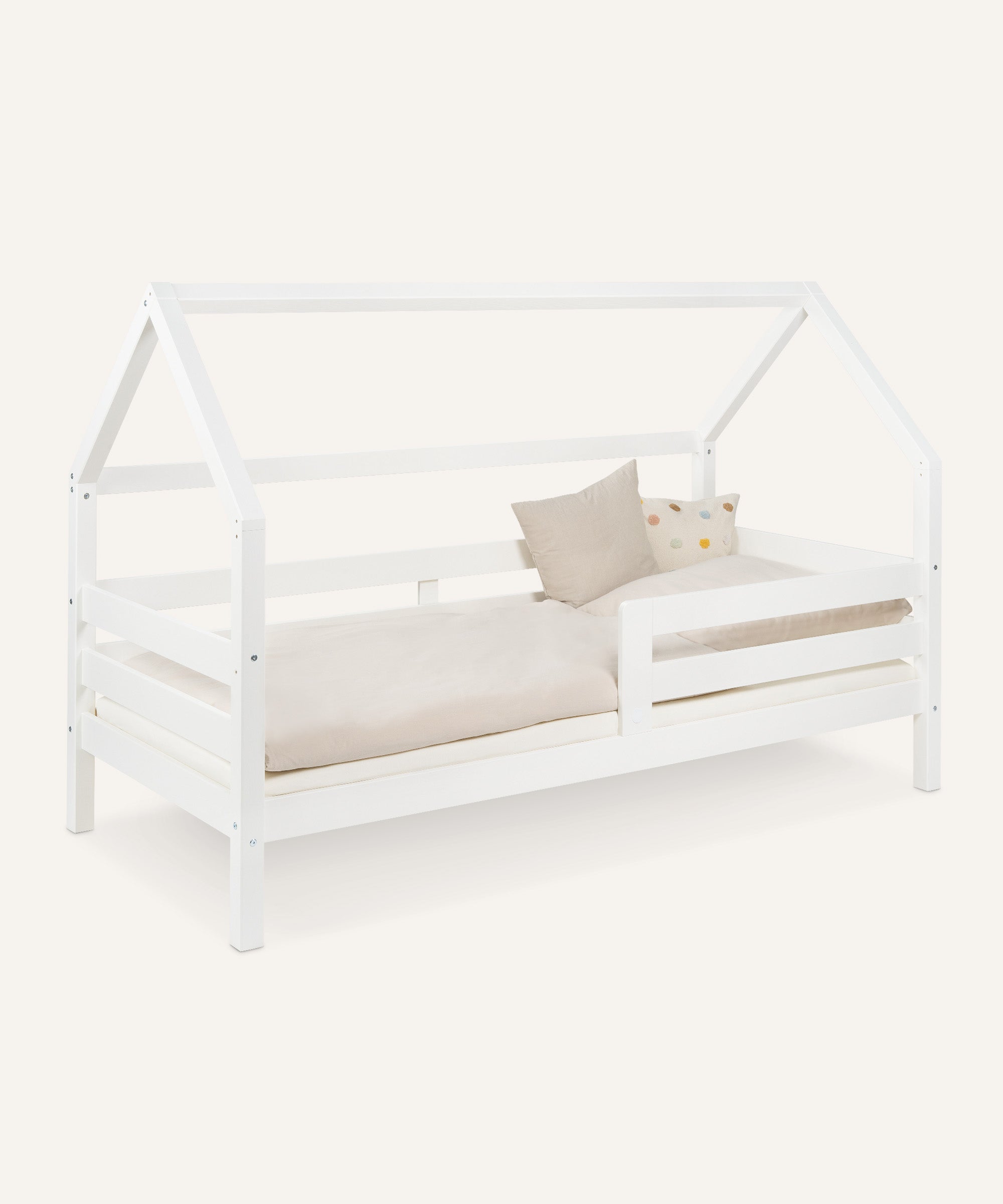 ehrenkind-hausbett-sona-b-ware-aus-kiefer-wei-nicht-bodentief-aufbaubar image 1