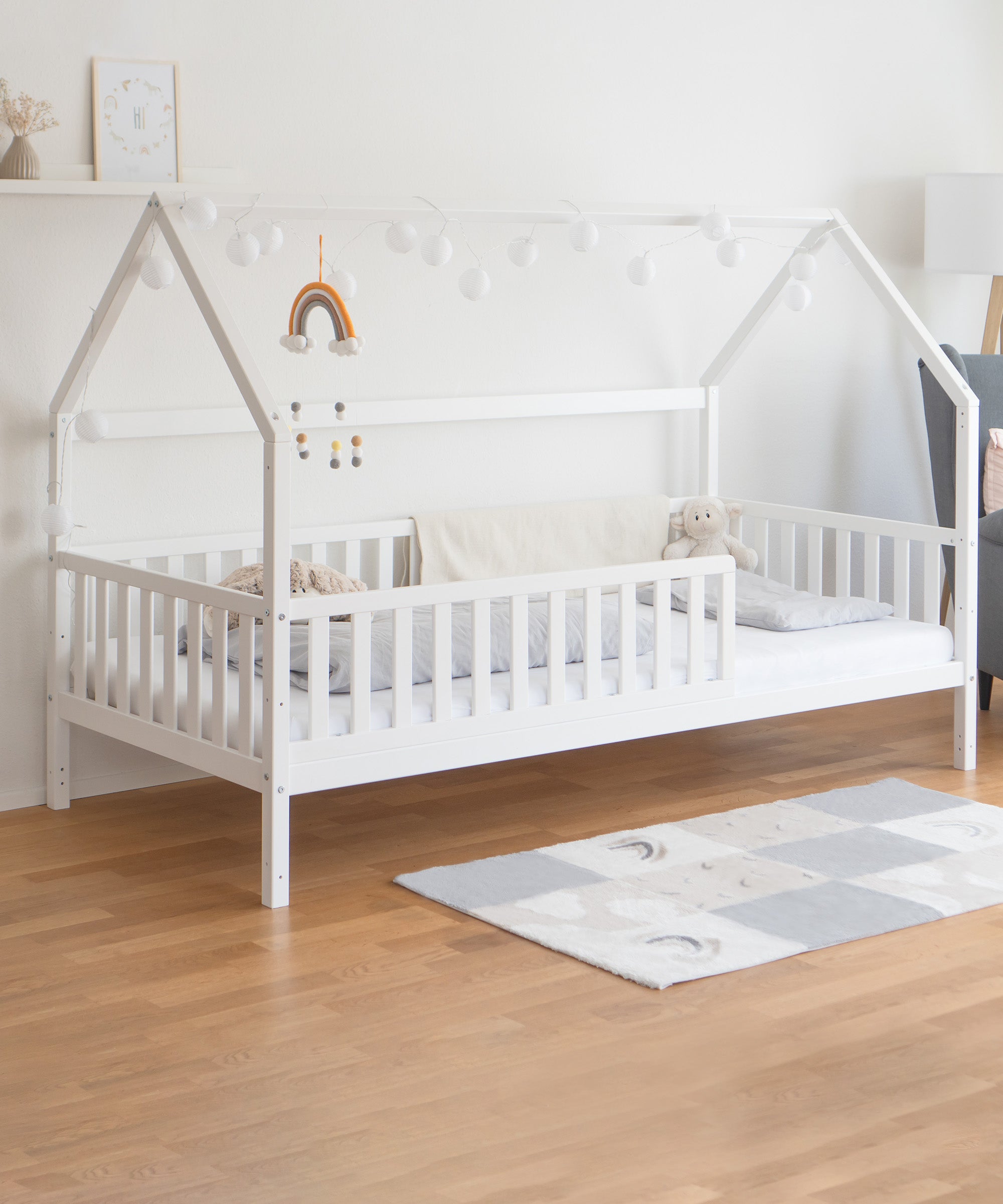 ehrenkind-hausbett-livo-buche-b-ware-gem-tliches-kinderbett-in-hausform image 3