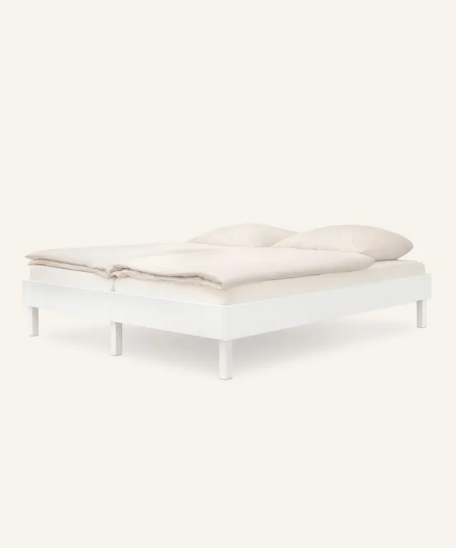 ehrenkind-doppelbett-plano-aus-kiefer-wei-180-200-cm image 1