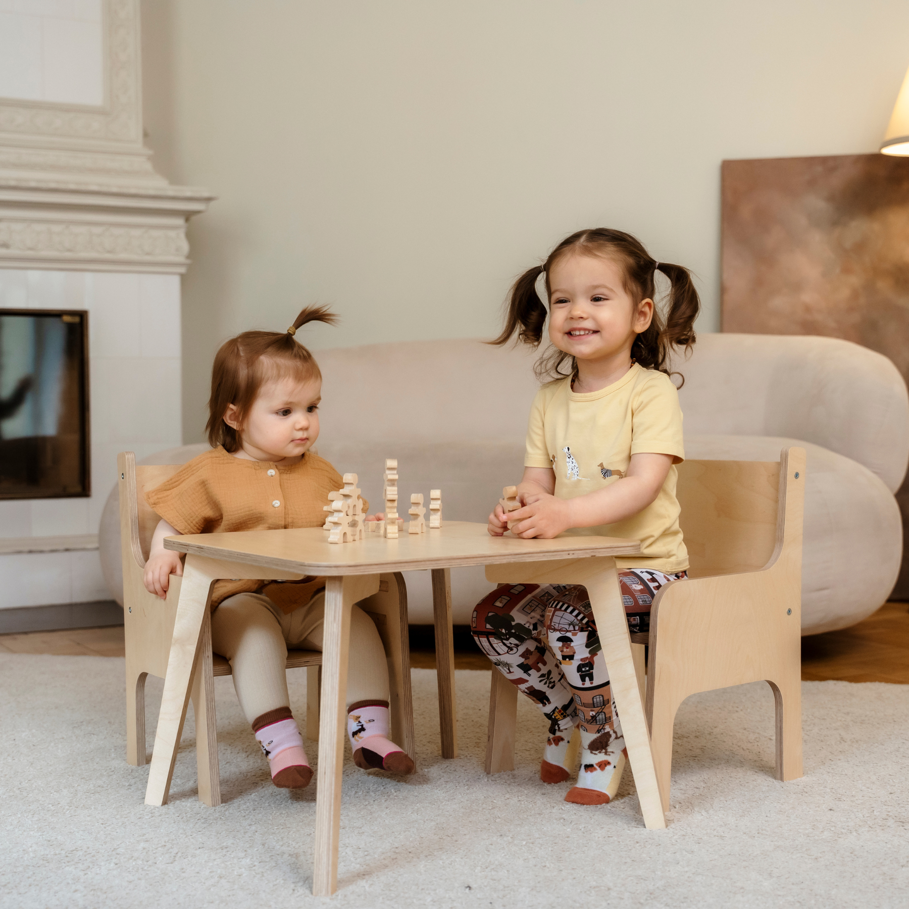 ette-tete-tulla-kindertisch-mit-zwei-h-henstufen-montessori-inspiriert-in-5-farb image 7