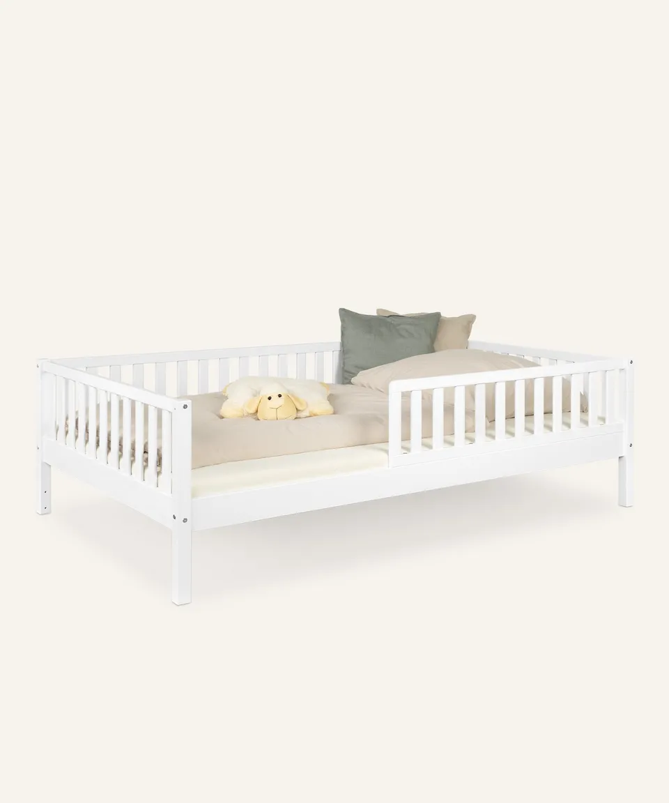 ehrenkind-kinderbett-livo-aus-fsc-zertifizierter-buche-wei-120-200-cm image 1