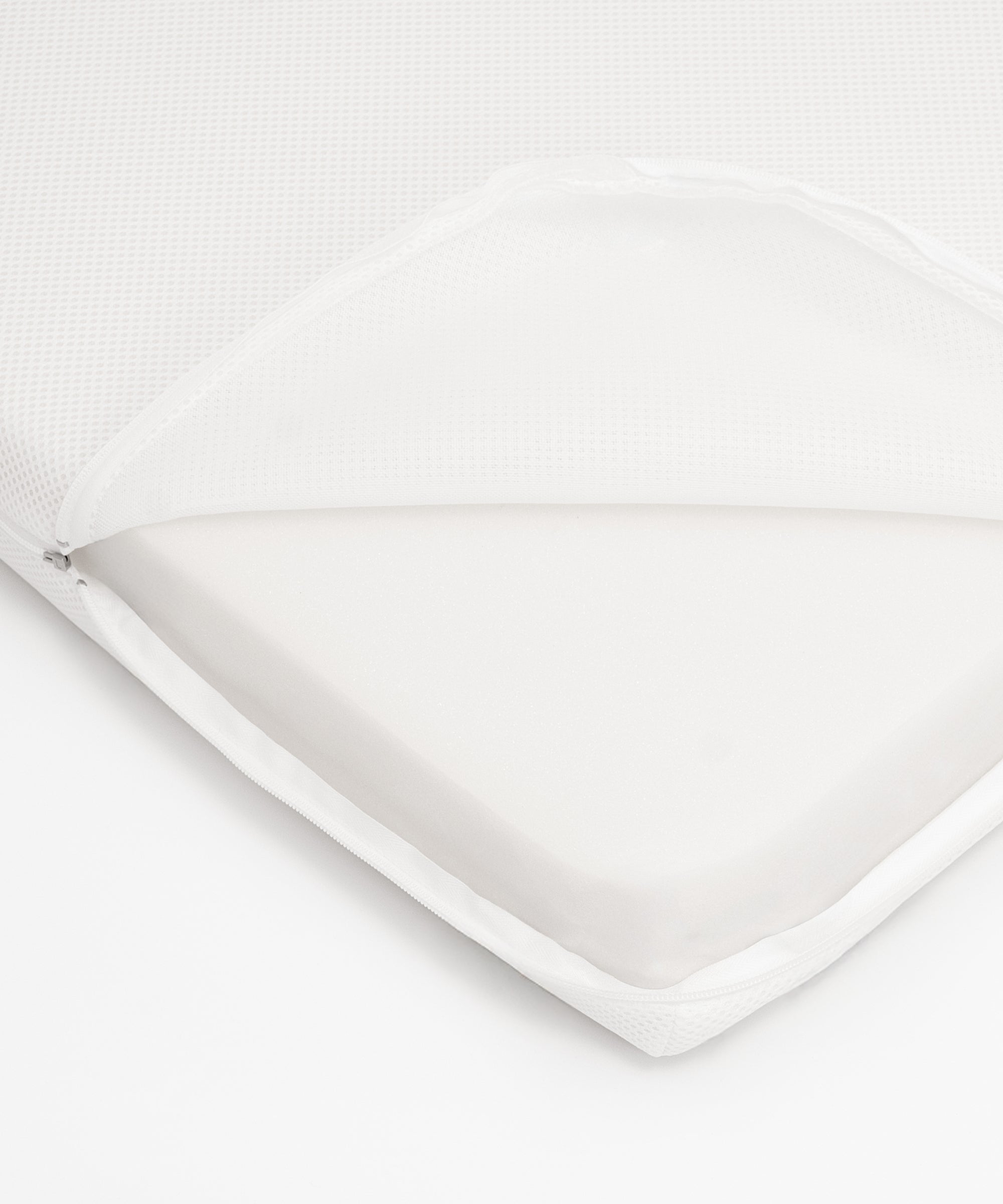 ehrenkind-babymatratze-pur-mesh-70x140-cm-atmungsaktiv-und-stabil image 5