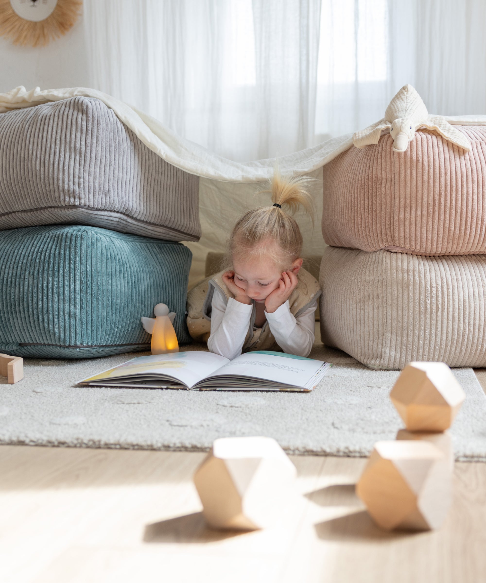 ehrenkind-sitzsack-pouf-eckig-aus-cord-formstabiler-hocker-f-rs-kinderzimmer image 5