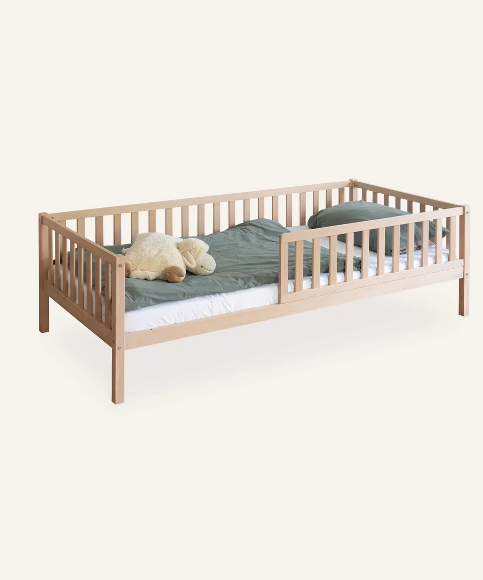 ehrenkind-kinderbett-livo-b-ware-buche-90-200-cm-teilvormontiert-speditionsversa image 1