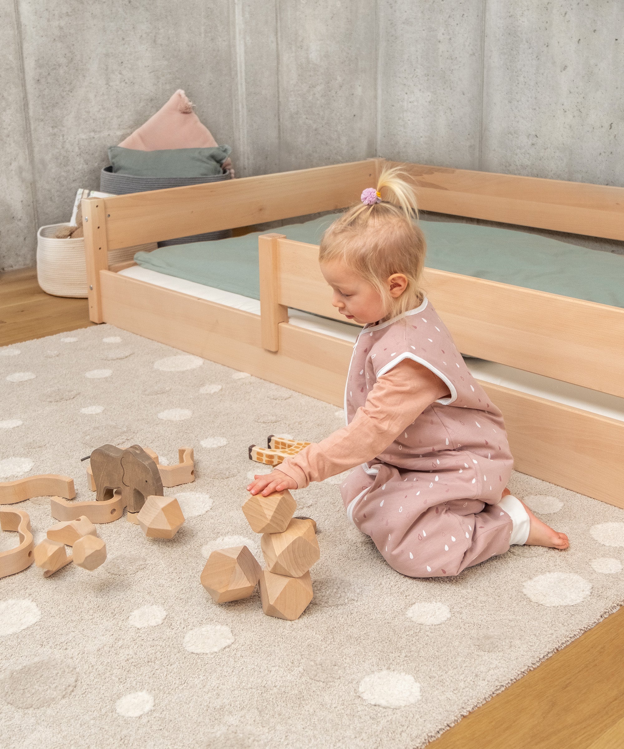 ehrenkind-bodenbett-nova-b-ware-buche-wei-90-200-cm image 8