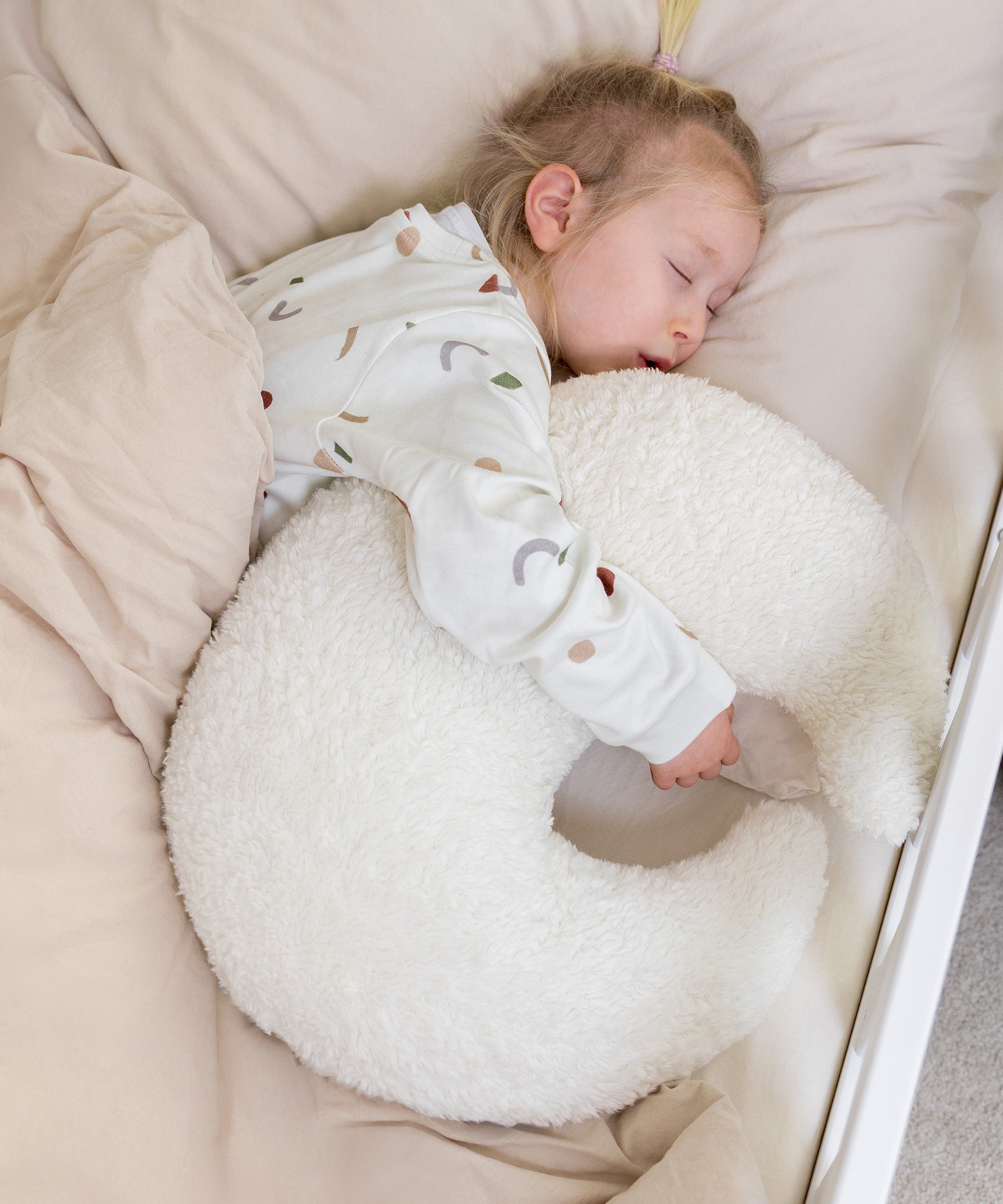 ehrenkind-kuschelkissen-mond-b-ware-aus-teddy image 4