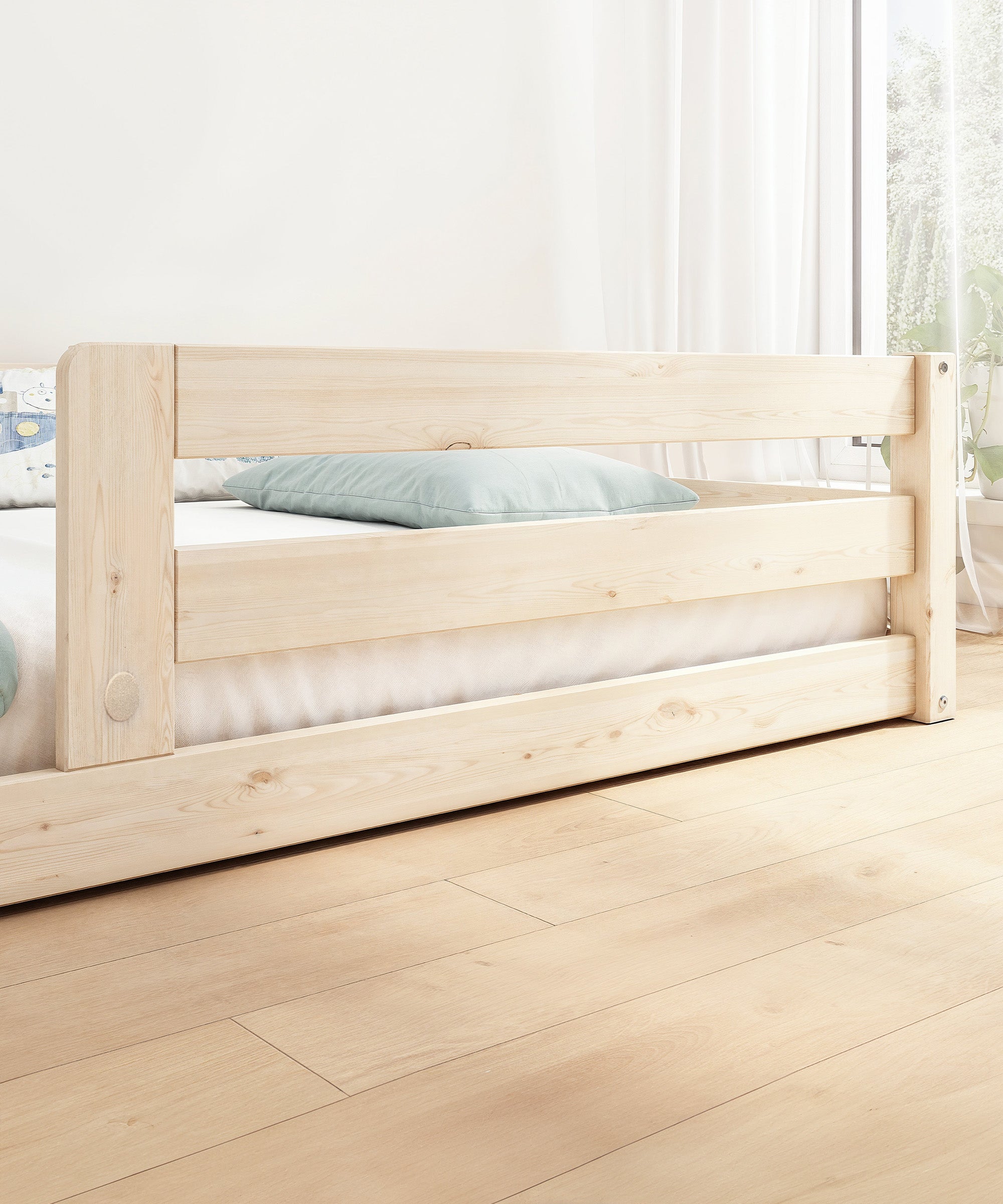 ehrenkind-bodenbett-sona-aus-fsc-kiefernholz-natur-bodentief-mit-rausfallschutz- image 5
