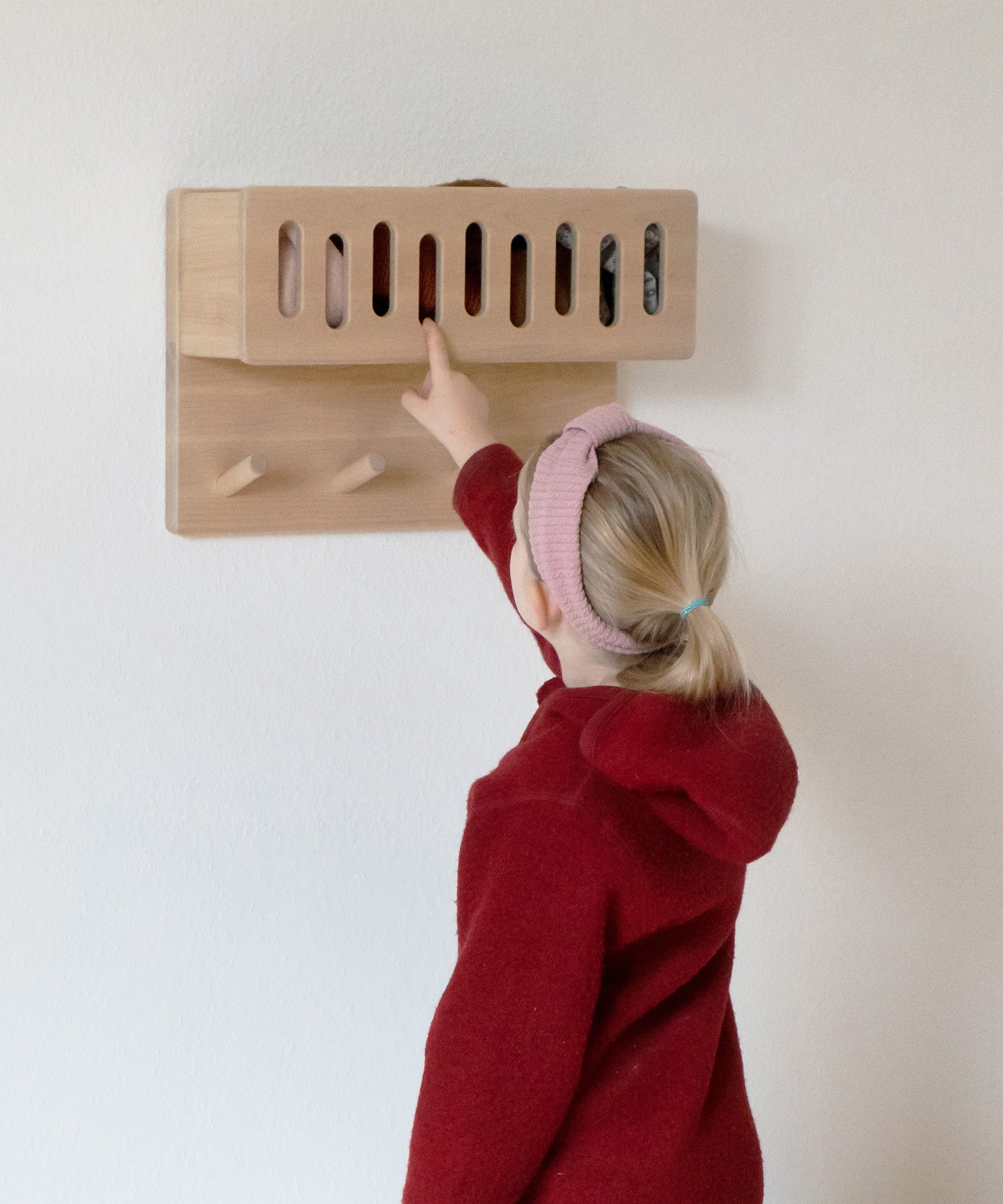 ehrenkind-kindergarderobe-aus-birkenschichtholz-mit-ablagefach-und-buchenholz-ha image 6