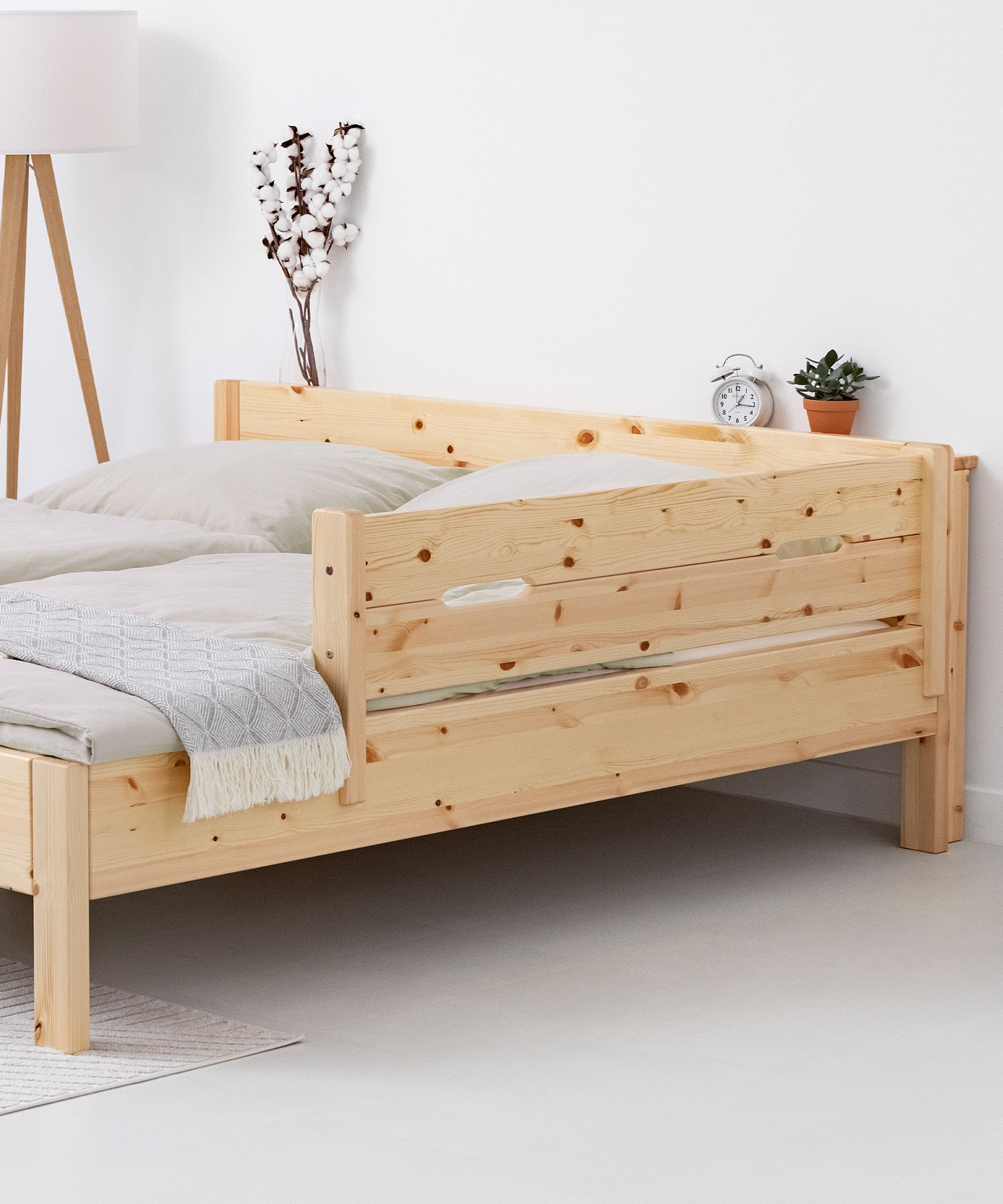 ehrenkind-doppelbett-plano-180x200-cm-kiefer image 8