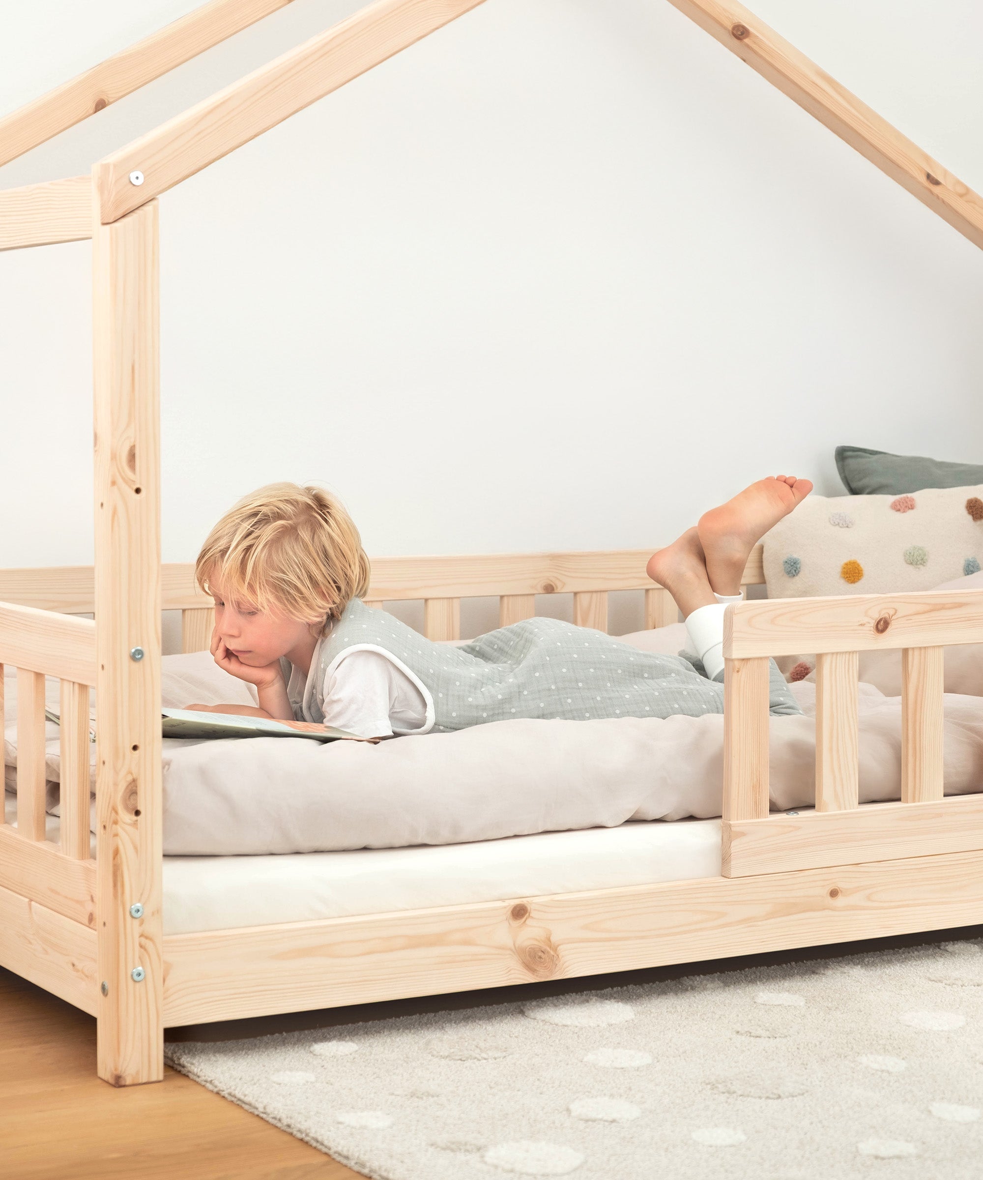ehrenkind-panorama-hausbett-lille-kiefer-natur-2-in-1-kinderbett image 8