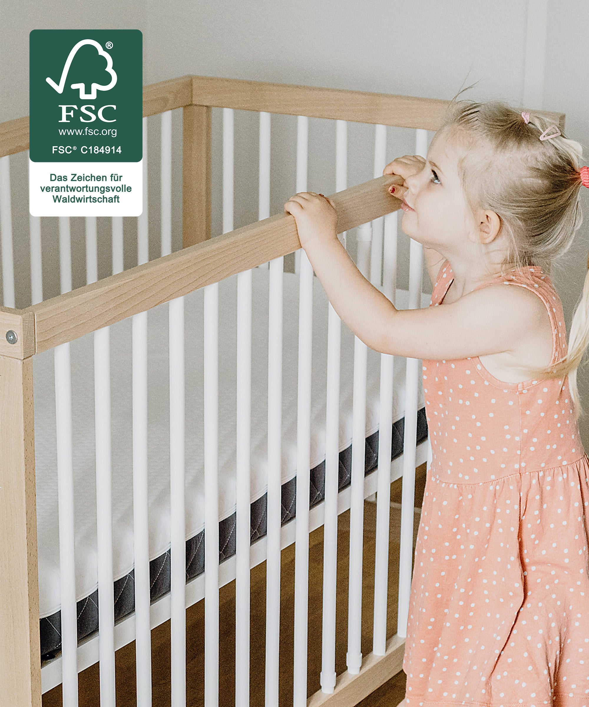 ehrenkind-babybett-pur-h-henverstellbares-gitterbett-aus-buchenholz-natur-wei image 2