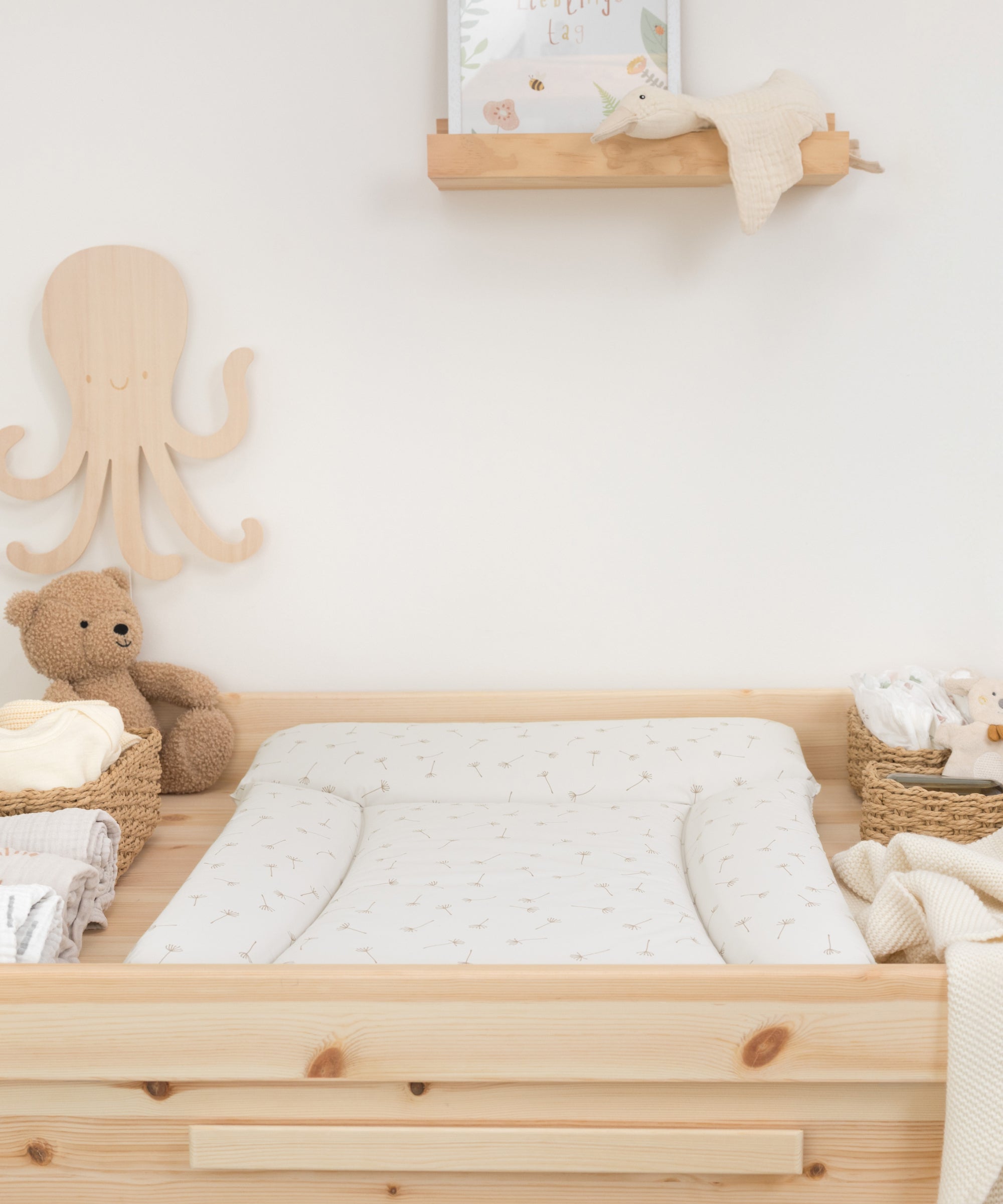 ehrenkind-wickelauflage-abwaschbar-50-70-cm-phthalatfrei-verschiedene-farben-18- image 2