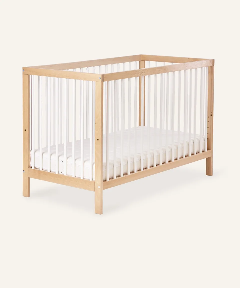 ehrenkind-babybett-pur-h-henverstellbares-gitterbett-aus-buchenholz-natur-wei image 1